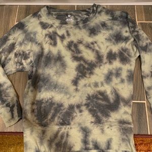 Comfy crew neck sweatshirt